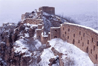 crbst_grande_muraille_neige[1]