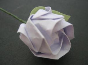 la rose en papier, autre classique de l‘origami japonais